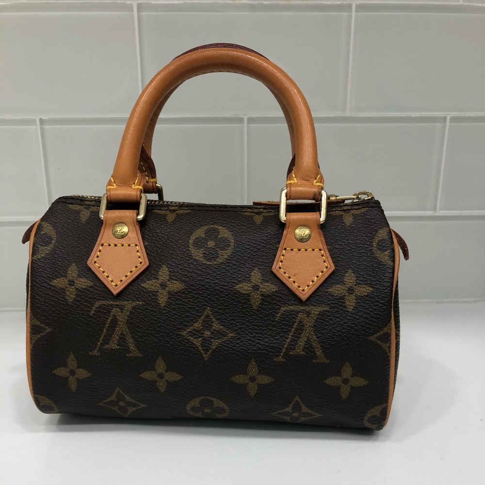❌ SOLD ❌ Louis Vuitton Canvas HL Speedy Mini